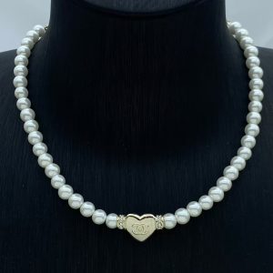 Chanel Gold Heart Pendant Pearl Necklace