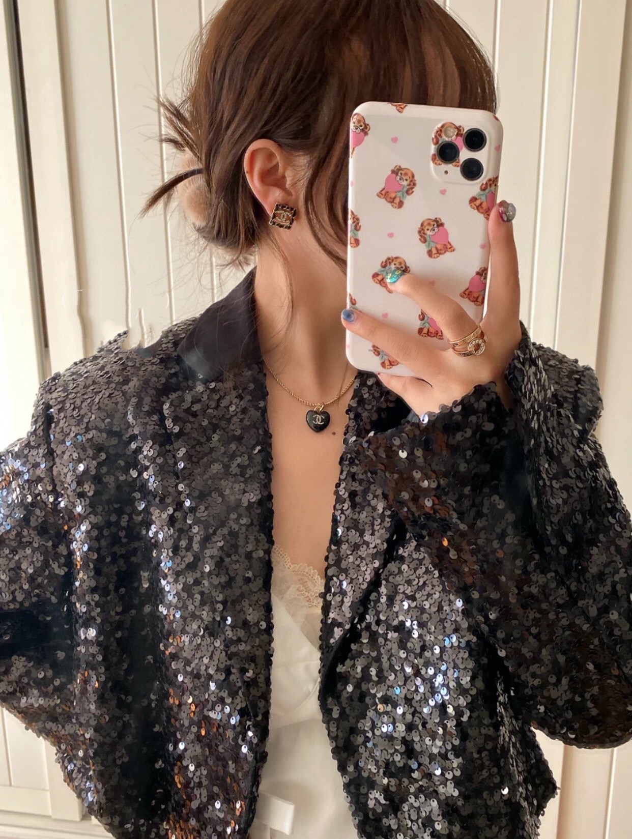 Chanel Black Heart Pendant Necklace and CC Pearl Drop Earrings - Image 5