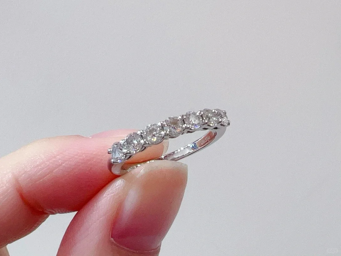 Tiffany Forever Band Ring - 7 Diamonds - Image 9