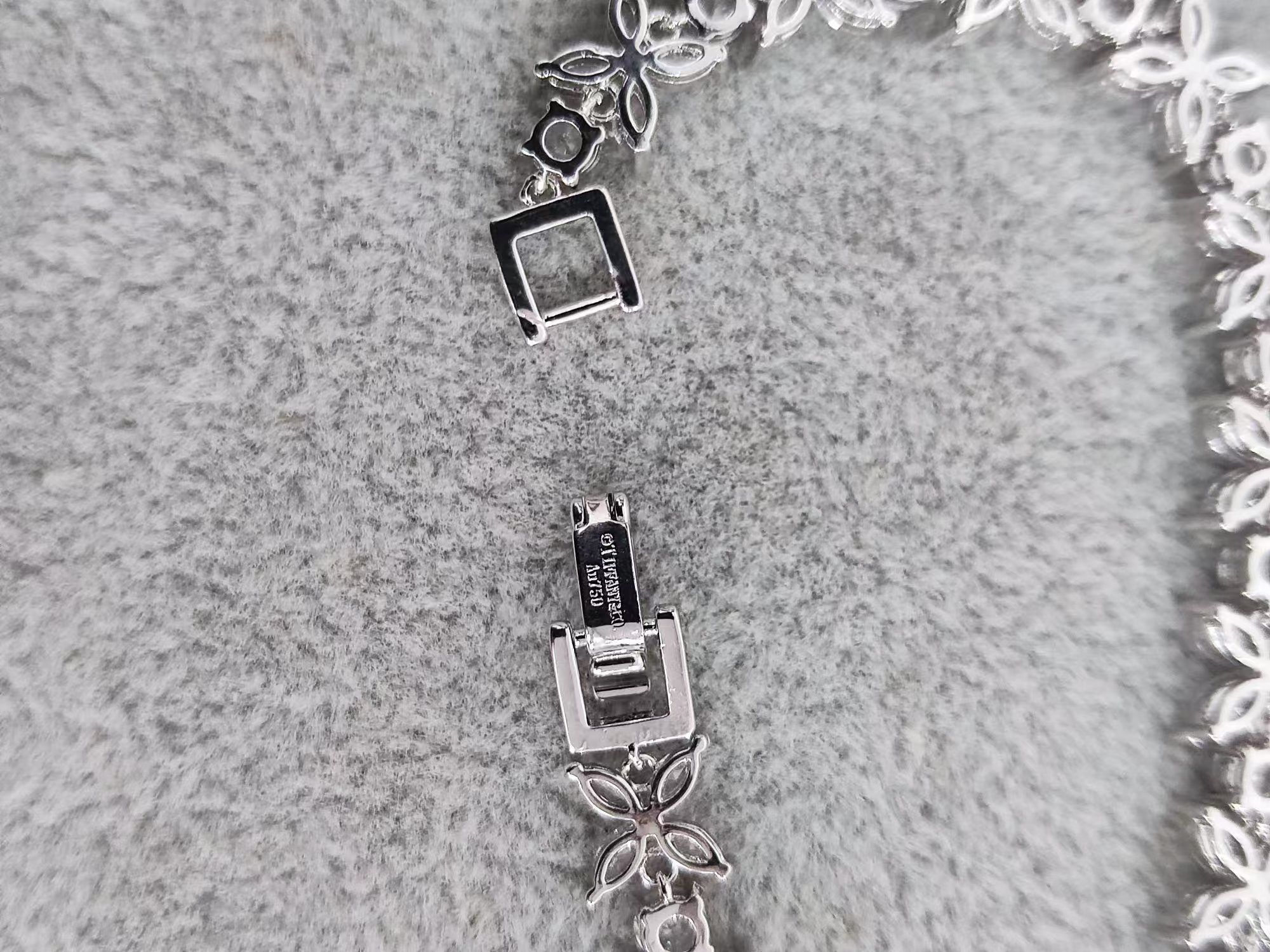 Tiffany Cluster Tennis Bracelet in Platinum with Diamonds - Image 7