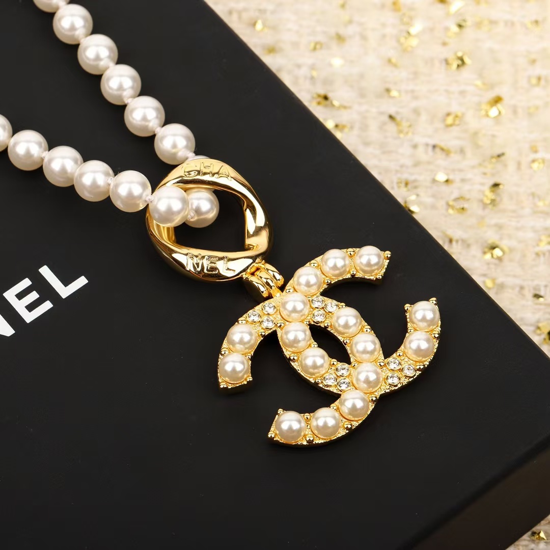 Chanel Diamond Pearl Paved Double C Pendant Pearl Necklace - Image 2