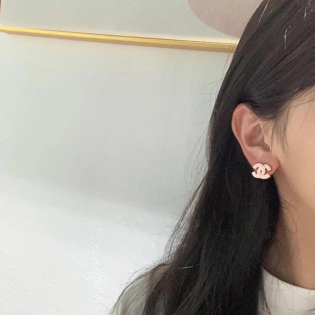 Chanel Pink Enamel CC Earrings - Image 10