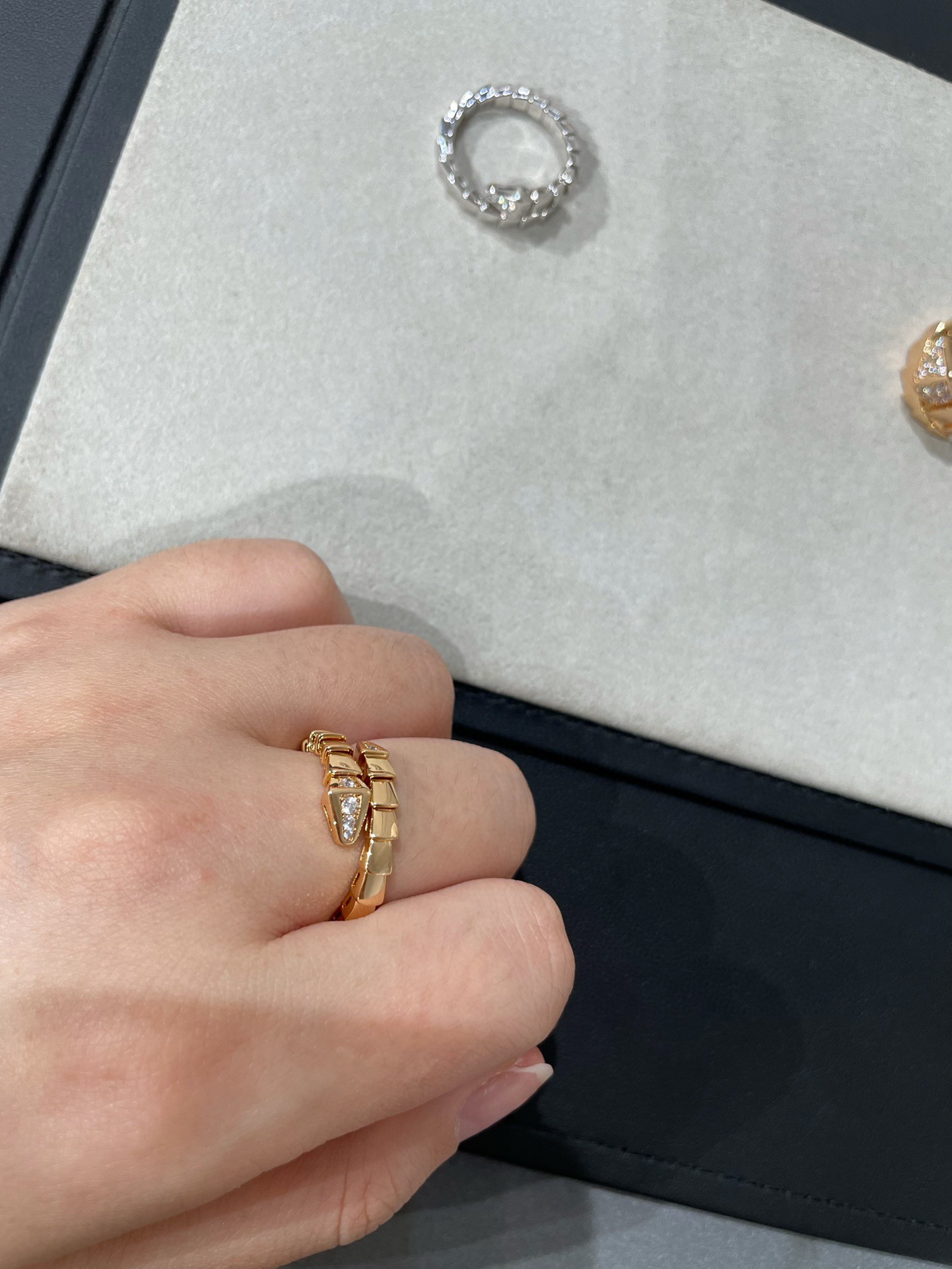 Bvlgari Diamond Head Serpenti Viper Ring - Image 7