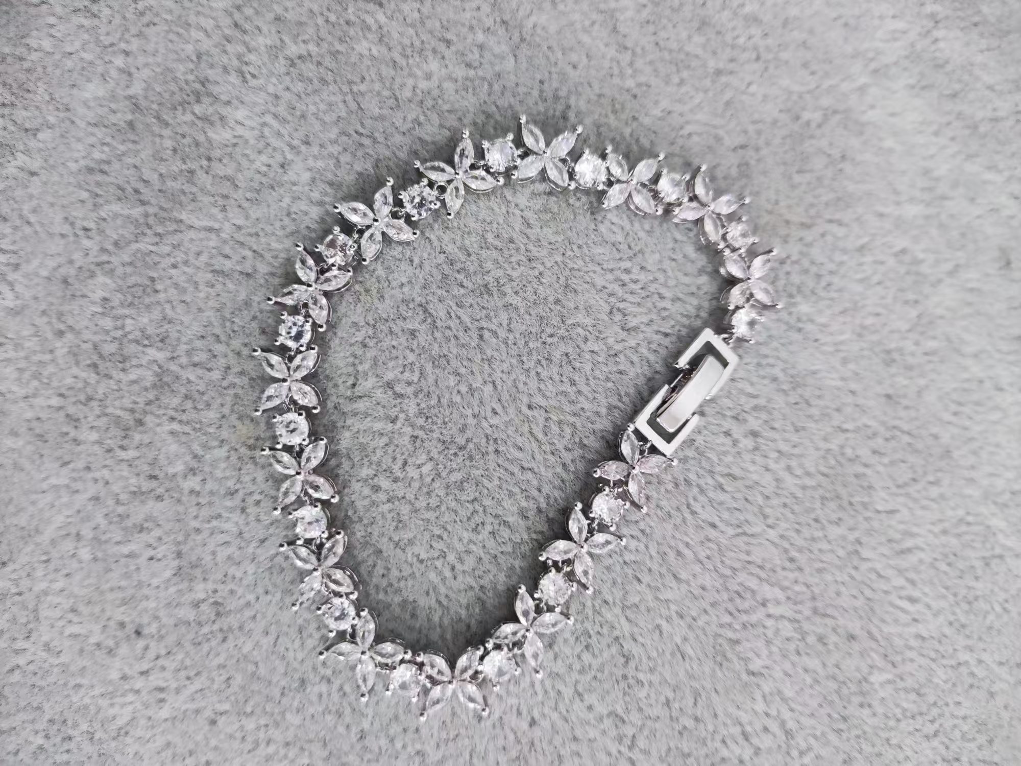 Tiffany Cluster Tennis Bracelet in Platinum with Diamonds - Image 6