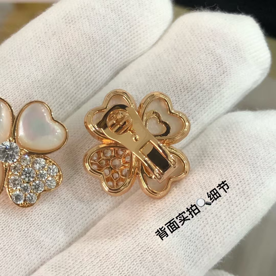 VCA Cosmos Earrings - Image 7
