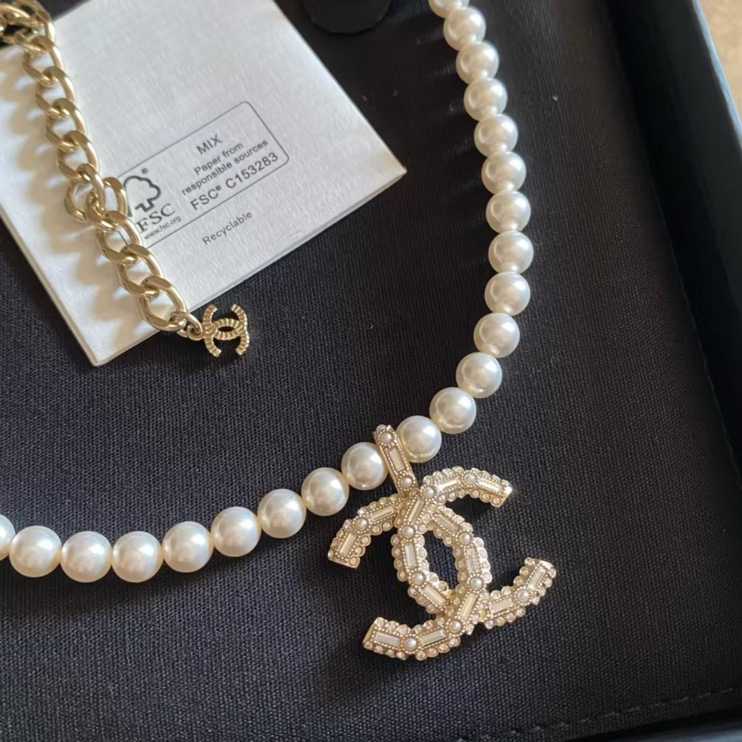 Chanel Big Double C Pendant Pearl Necklace - Image 3