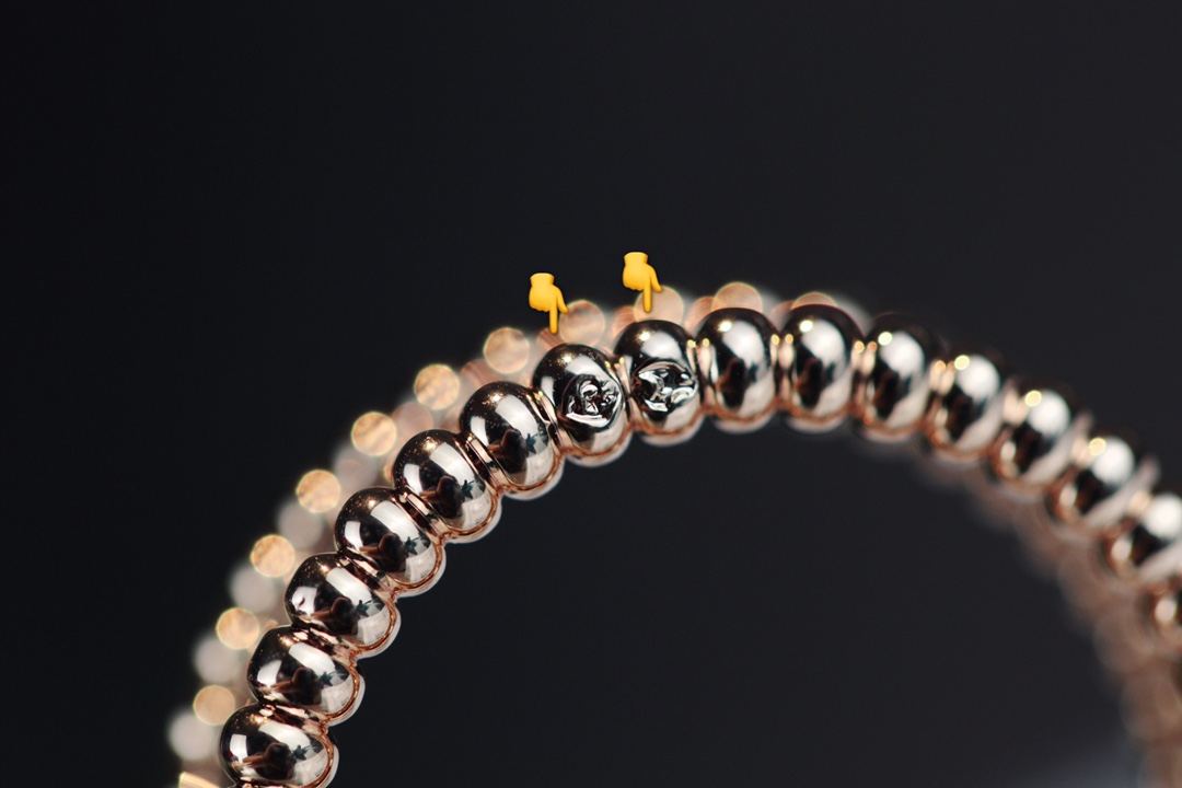 VCA Perlee Signature Ring - Image 11