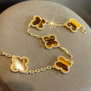 VCA Tiger Eye Vintage Alhambra Bracelet 5 Motifs
