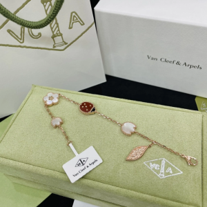 VCA Fauna Ladybug Lucky Spring Bracelet, 5 Motifs