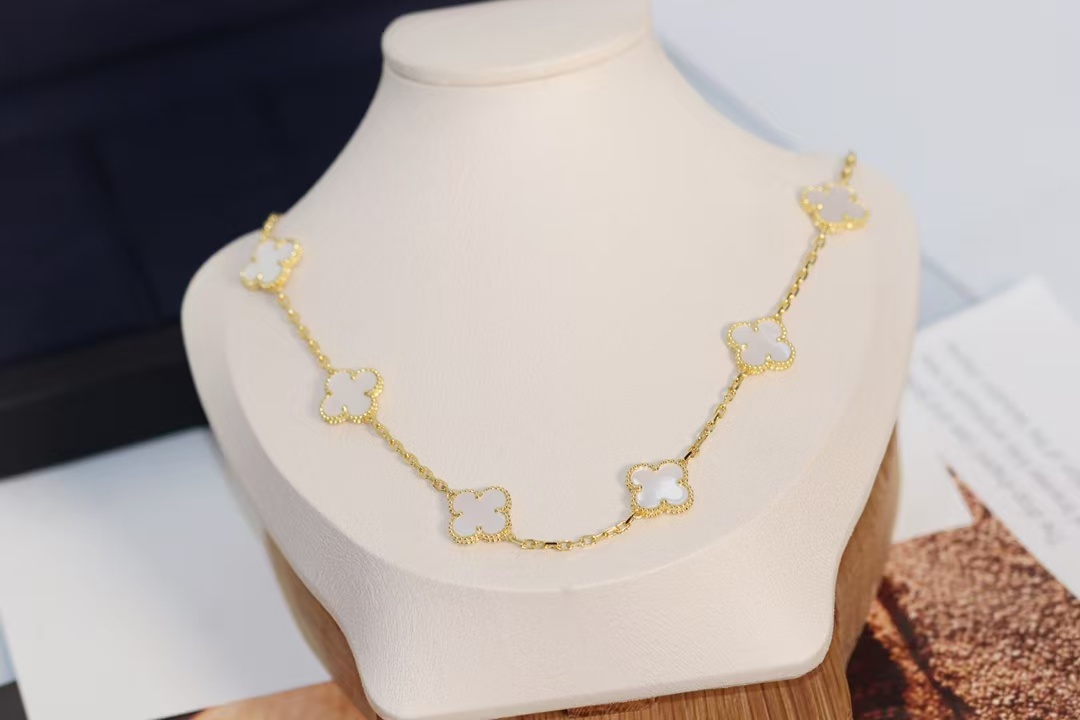 VCA Vintage Alhambra Necklace, 10 Motifs - Image 3