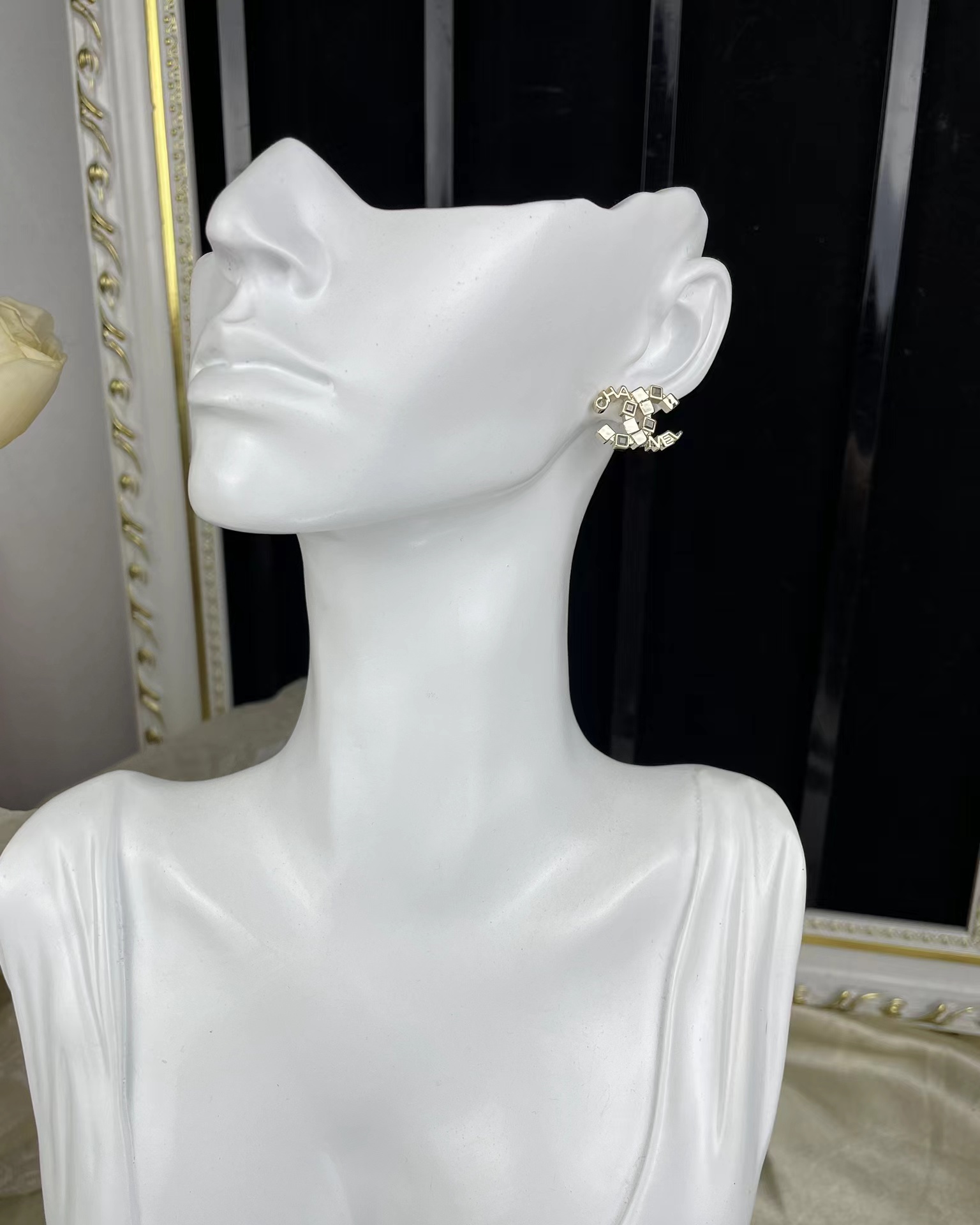 Chanel Letters Double C Earrings - Image 8