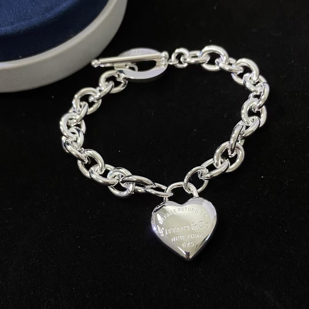 Tiffany Heart Charm OT Clasp Bracelet - Image 4