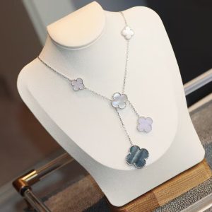 VCA Magic Alhambra Necklace, 6 Motifs