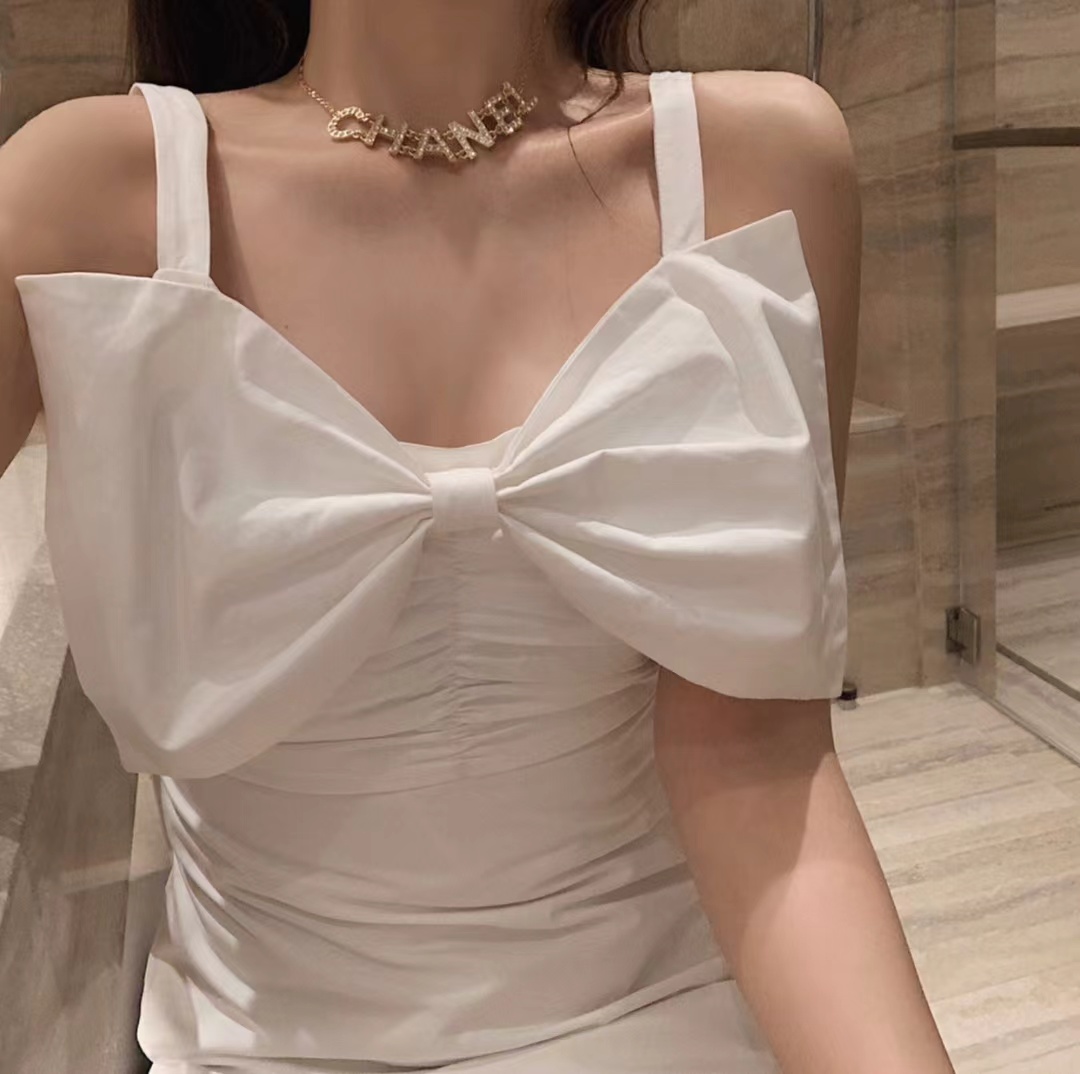 Chanel Gold Color Letter Pendant Necklace - Image 6