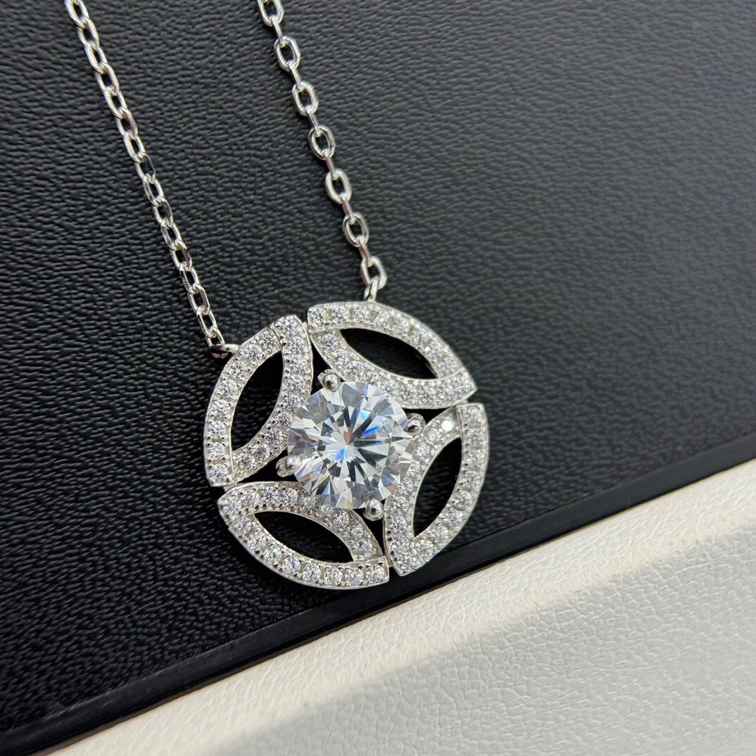 Cartier Hollow Round Pendant Necklace - Image 2