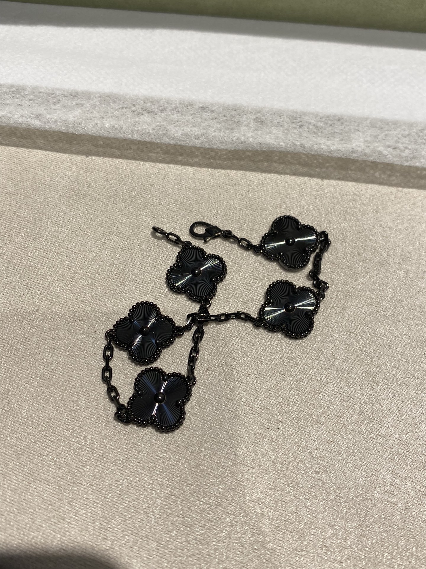 VCA Darth Vader Black Vintage Alhambra 5 Motifs Bracelet - Image 8