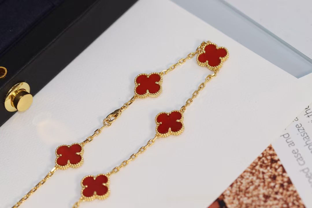 VCA Vintage Alhambra Necklace, 10 Motifs - Image 5