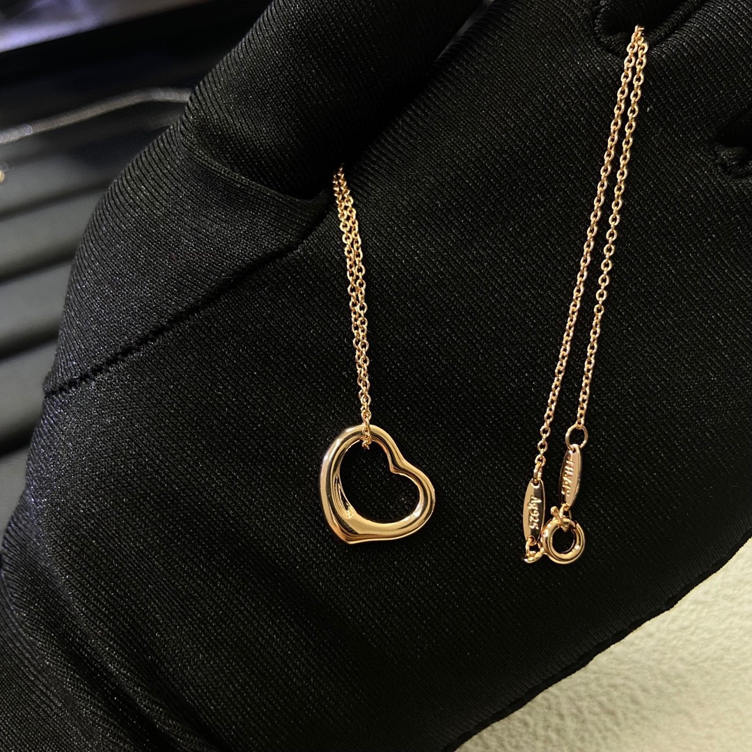 Tiffany Classic Love Heart Pendant Necklace - Image 3