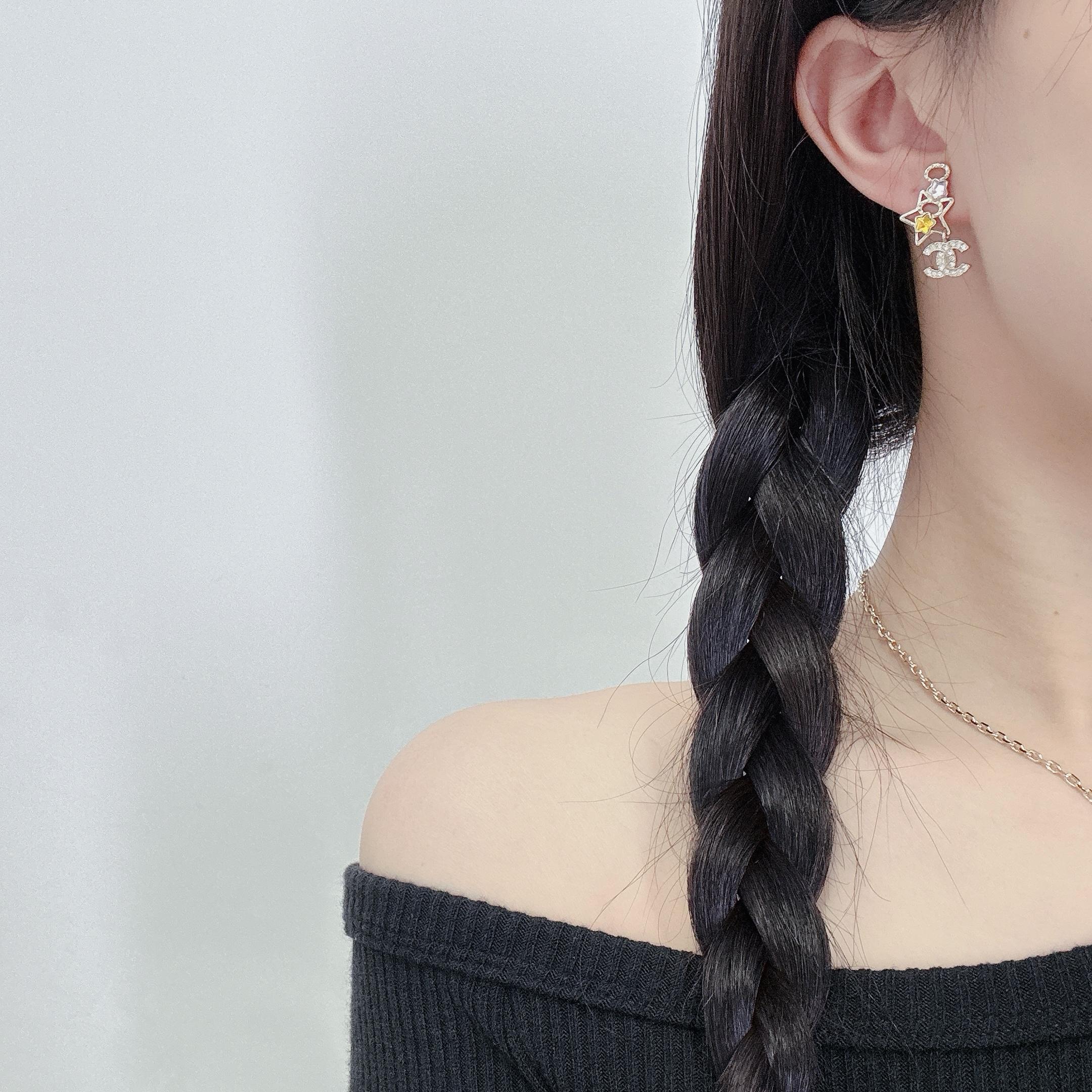 Chanel Asymmetric Color Gem Star Coco Drop Earrings - Image 2