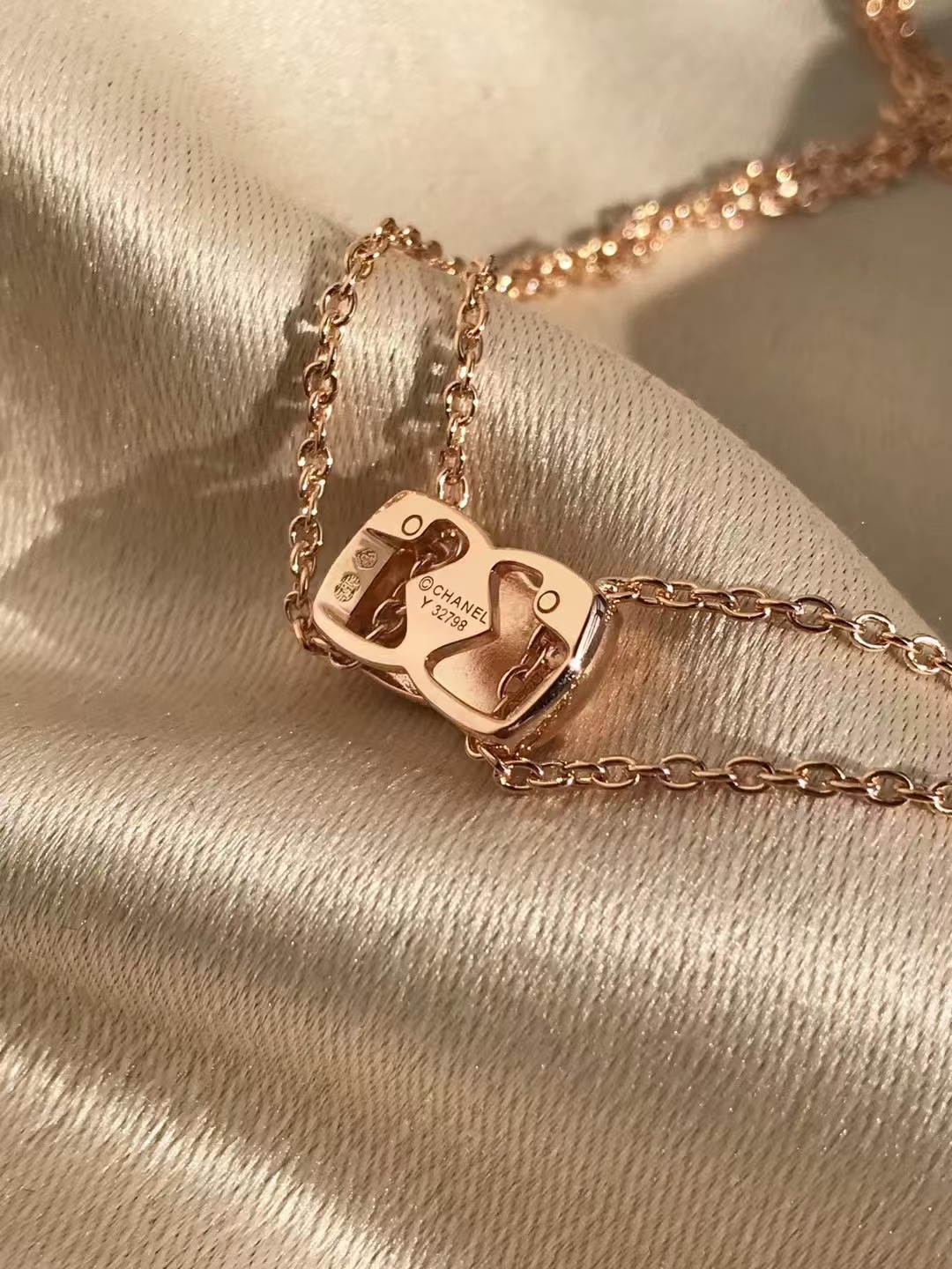 Chanel Coco Crush Rose Gold Necklace - Image 8