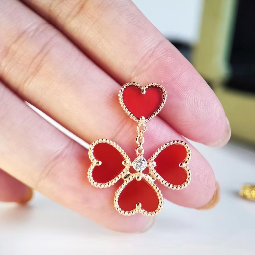 VCA Sweet Heart Earrings - Image 5