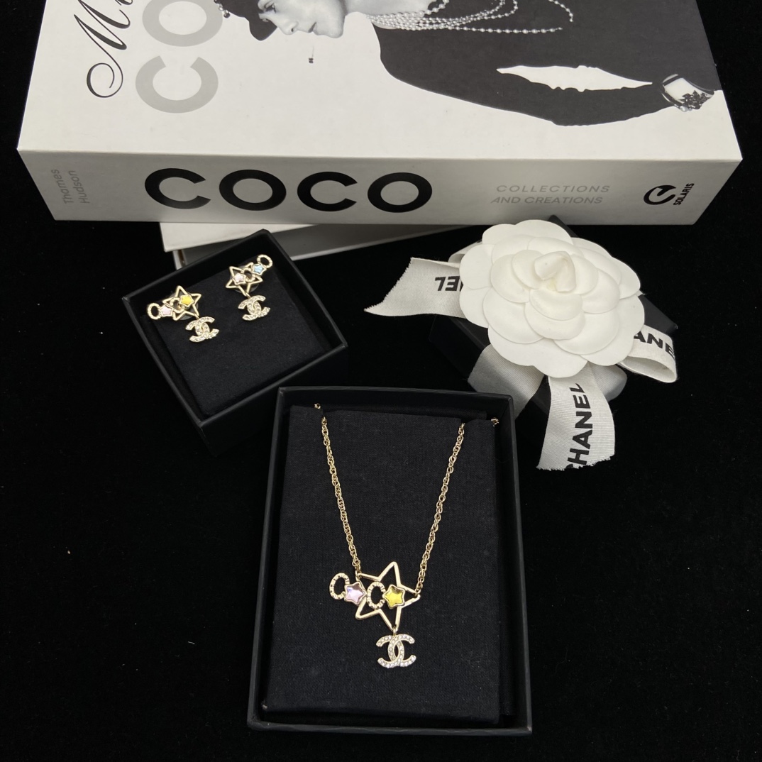 Chanel Dreamy Star Earrings Necklace - Image 4