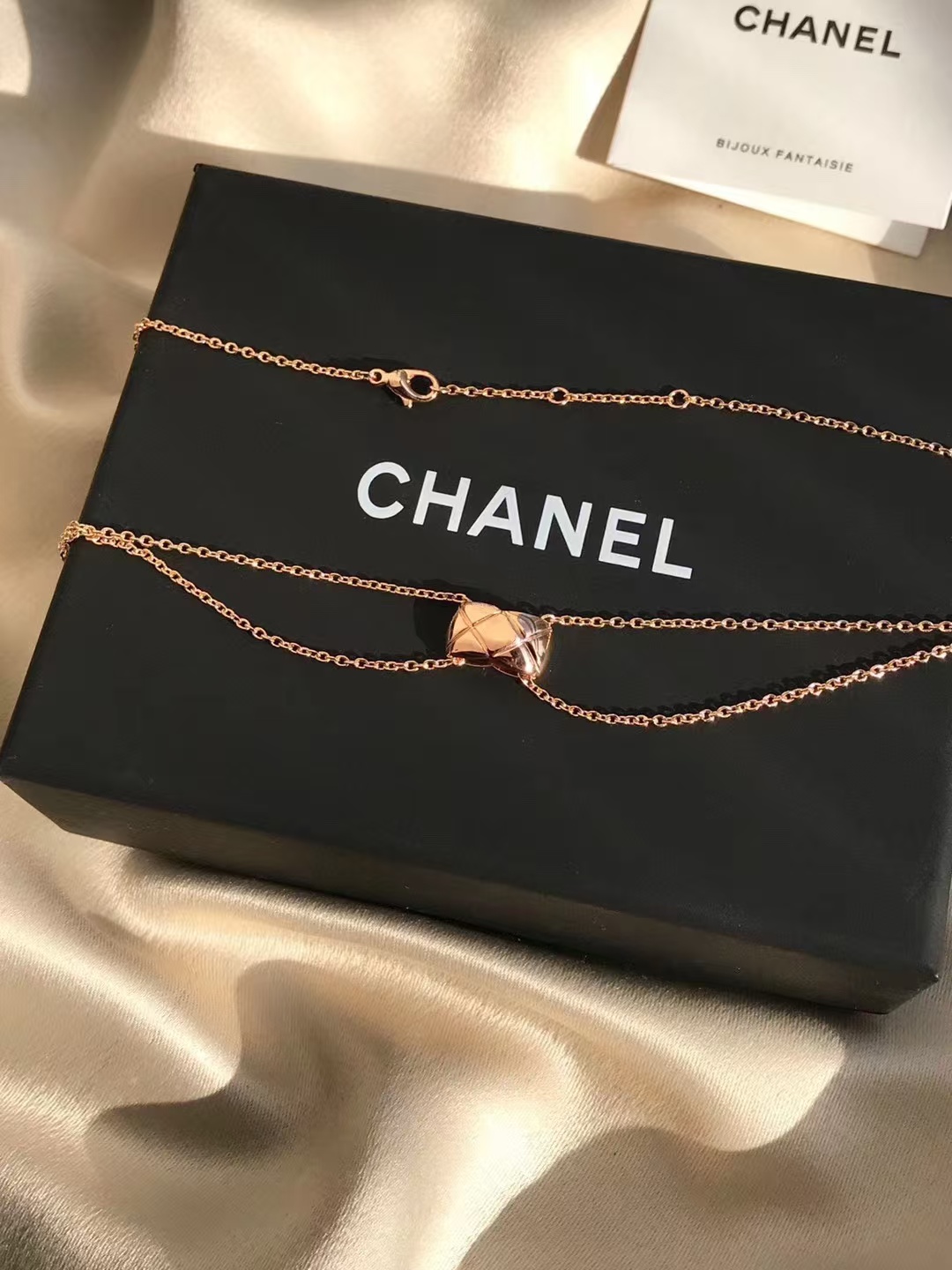 Chanel Coco Crush Rose Gold Necklace - Image 2