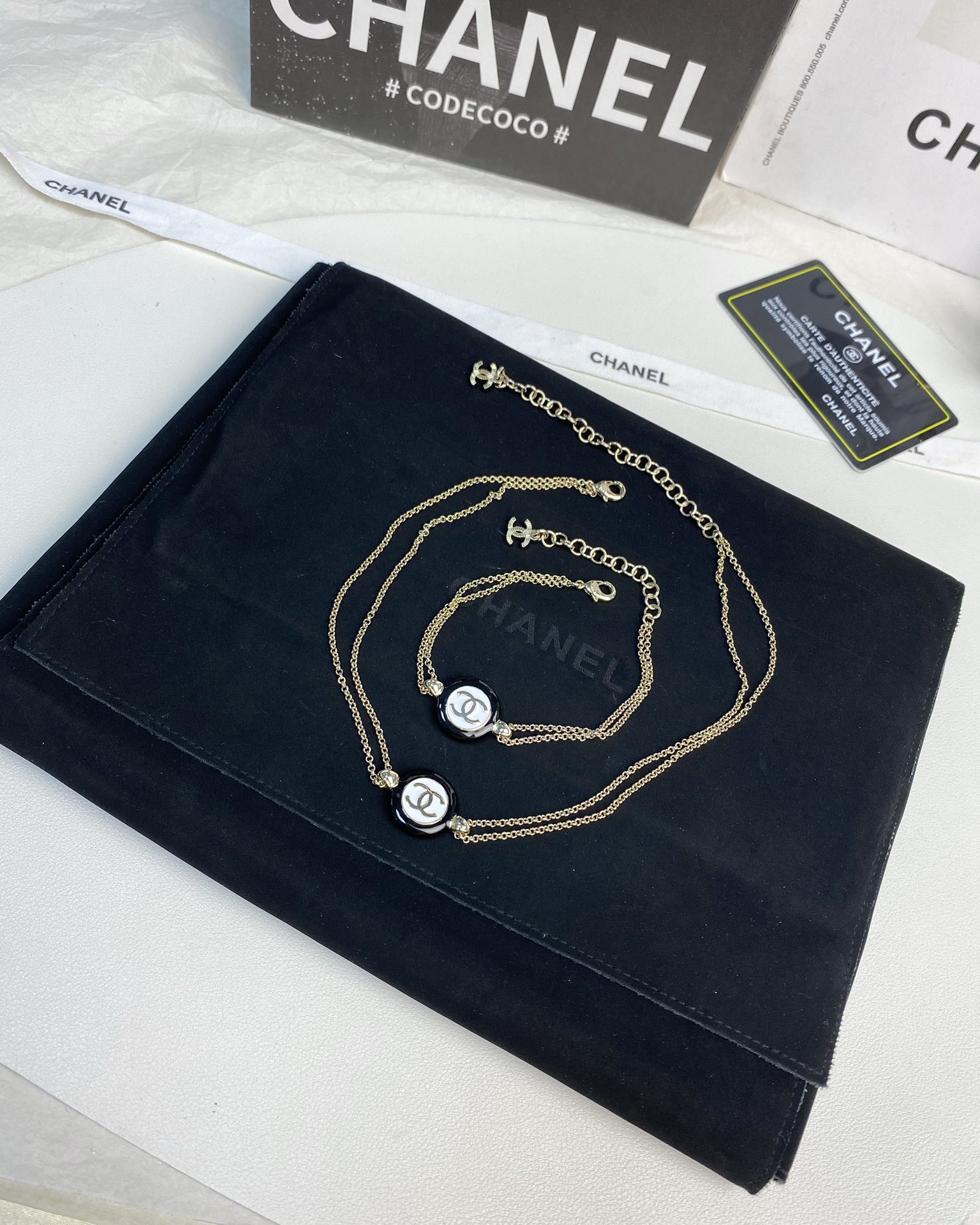Chanel Black & White Round Enamel Necklace Bracelet and Ring - Image 3