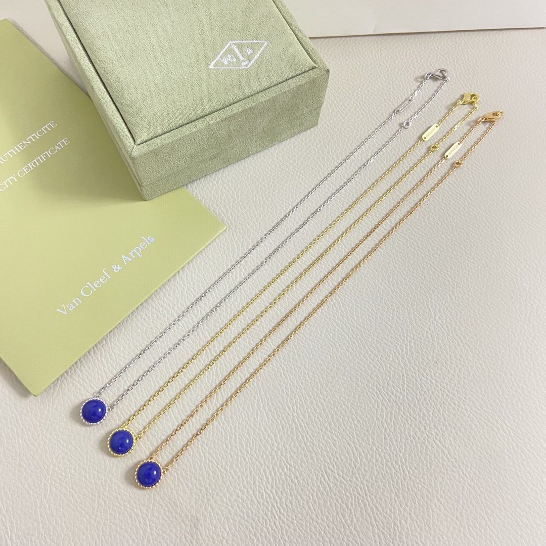 VCA Candy Color Perlee Couleurs Pendant Necklace - Image 4