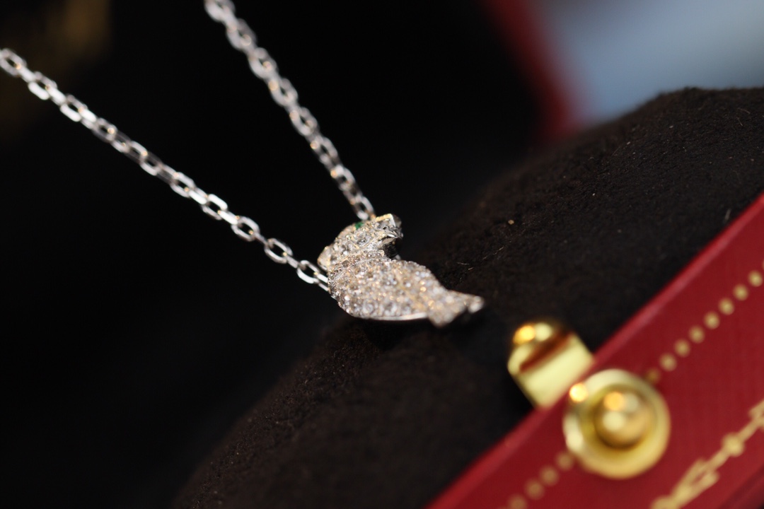 Cartier Full Diamond Paved Silver Leopard Panthère de Necklace - Image 5
