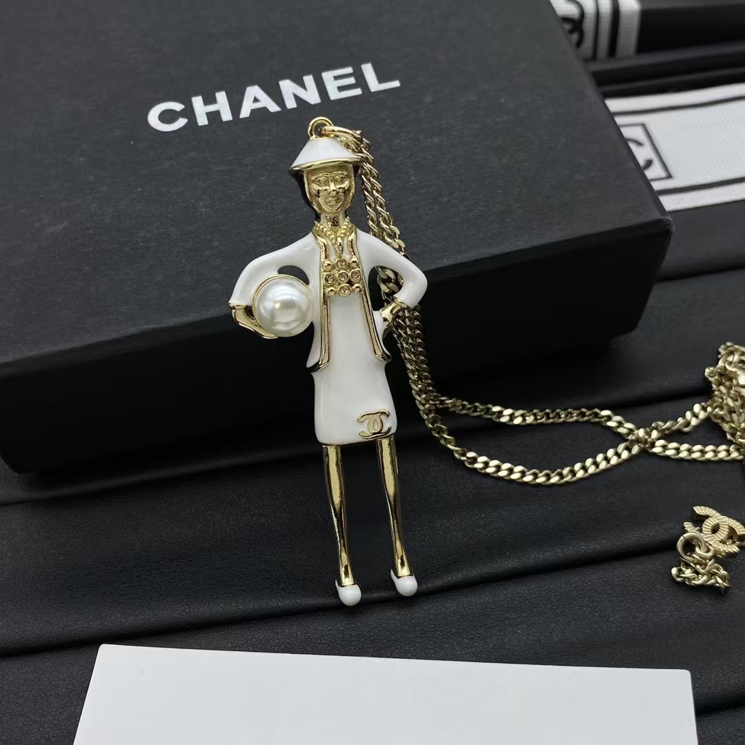 Chanel Coco Mademoiselle Figurine Enamel Gold Tone Necklace - Image 2