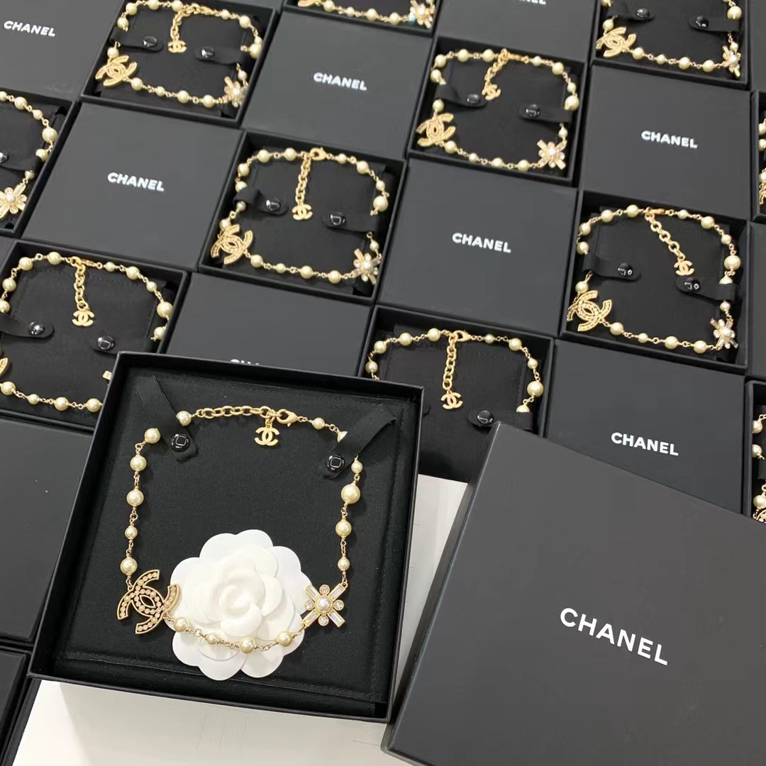 Chanel Luxury Prom Pearl Necklace - Image 6
