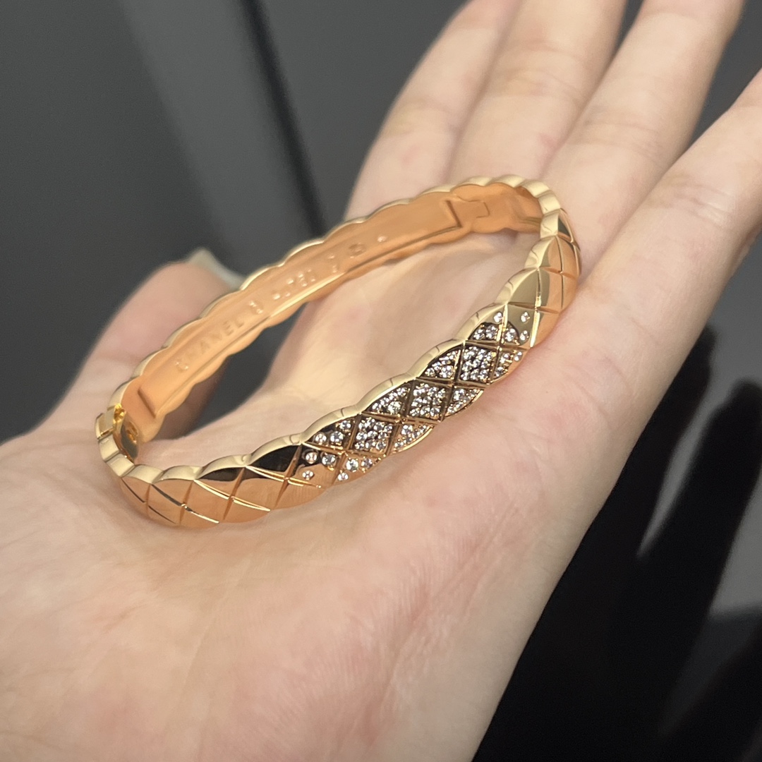 Chanel Coco Crush Bangle Bracelet - Image 2