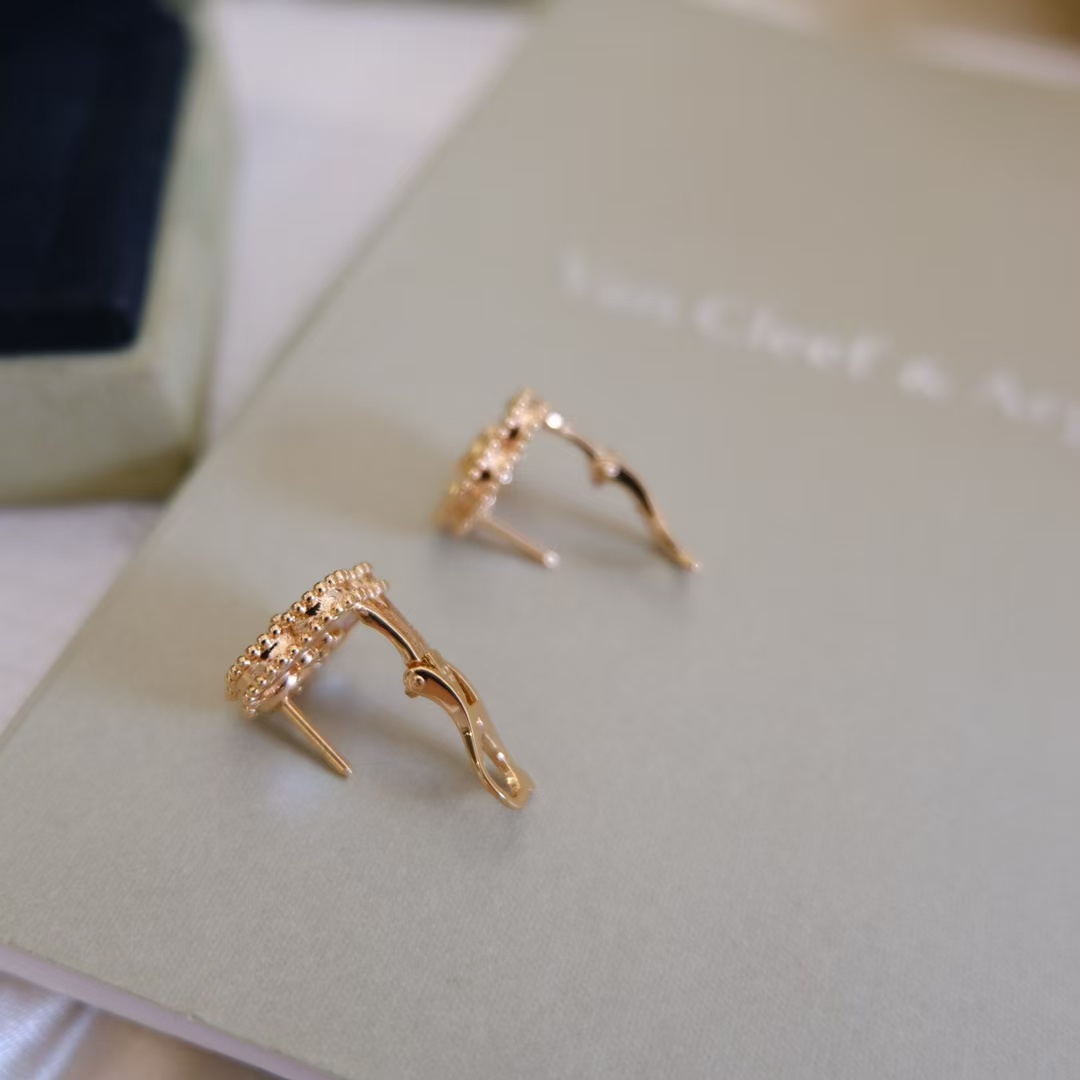 VCA Lucky Spring Earrings, Plum Blossom - Image 9