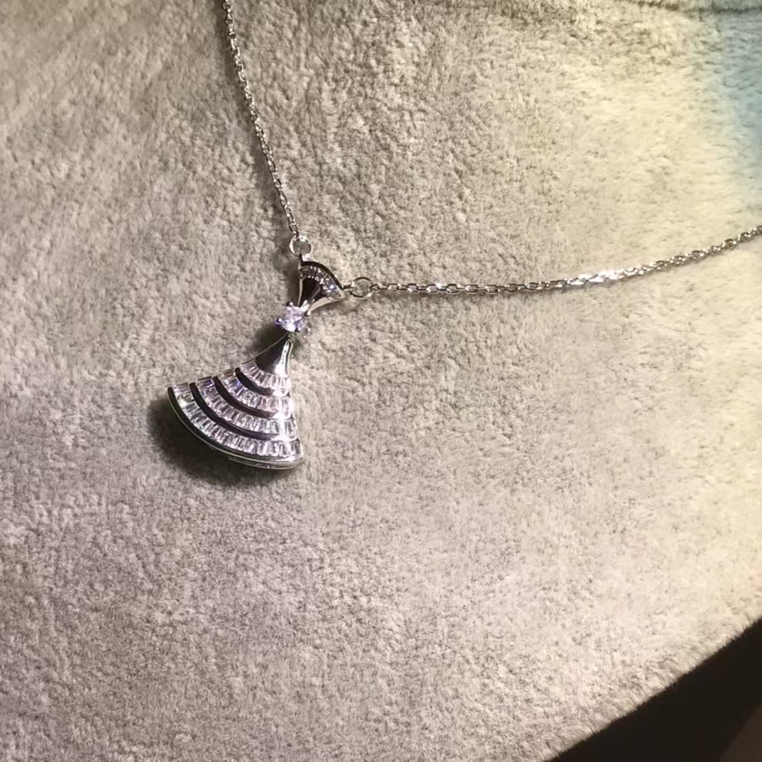 Bvlgari Divas' Dream Necklace - Image 5
