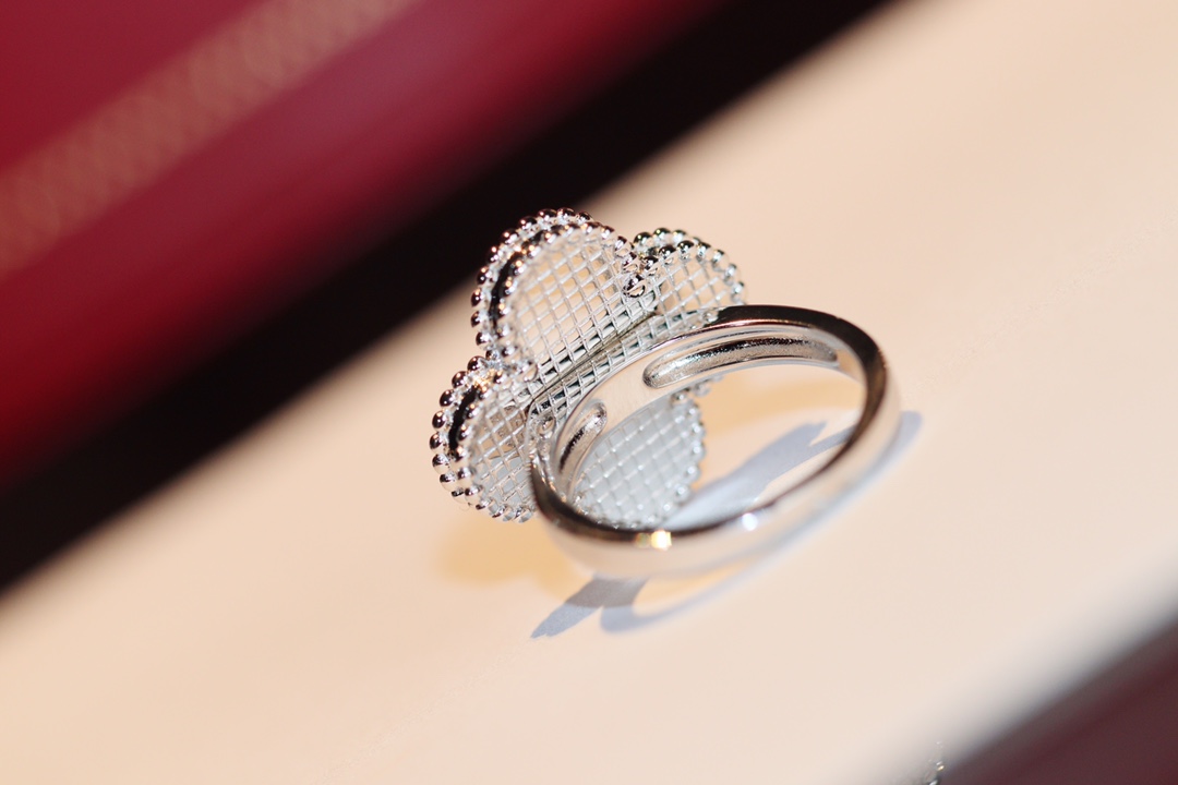 VCA Full Diamond Silver Magic Alhambra Ring - Image 8