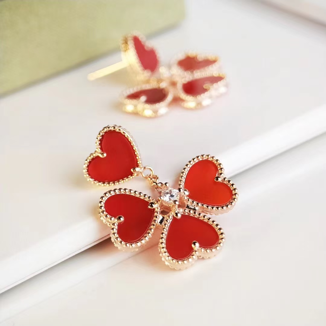VCA Sweet Heart Earrings - Image 6