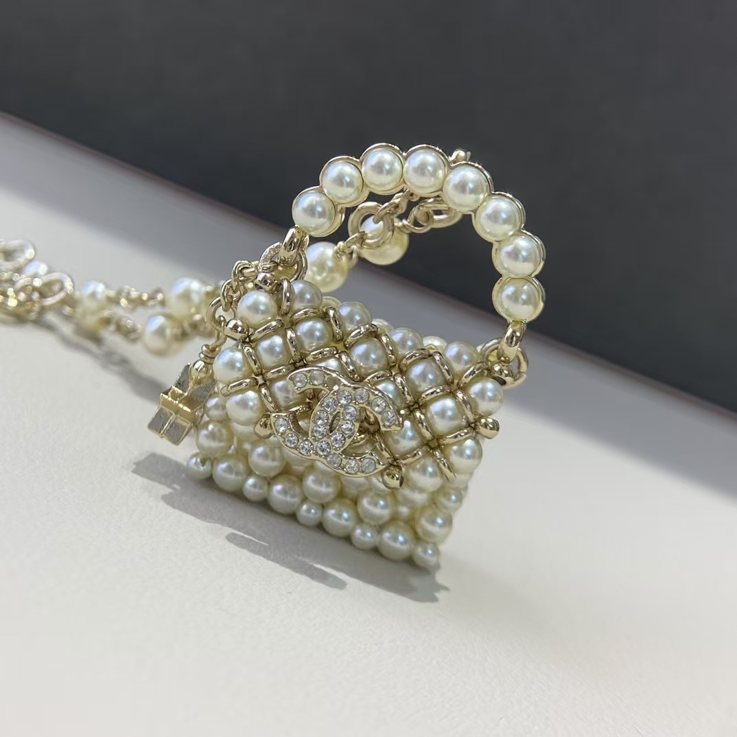 Chanel Pearl Bag Pendant Necklace - Image 6