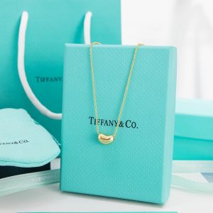 Tiffany Elsa Peretti® Bean® design Pendant Necklace in Yellow Gold, 6.5 mm
