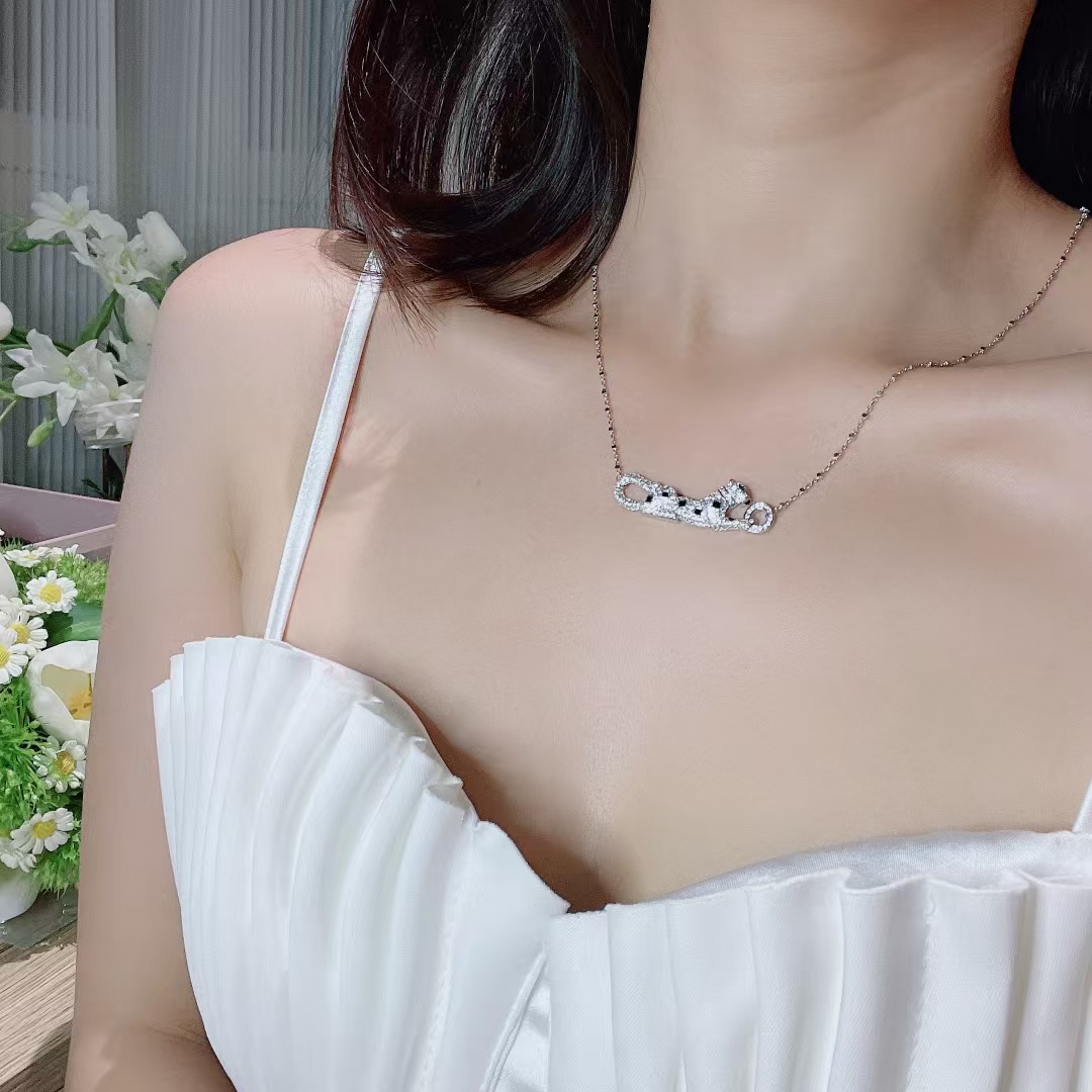 Cartier Panthère de Necklace - Image 8
