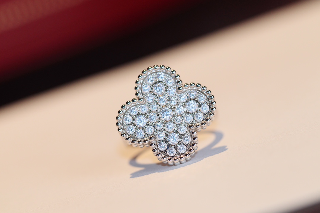 VCA Full Diamond Silver Magic Alhambra Ring - Image 6
