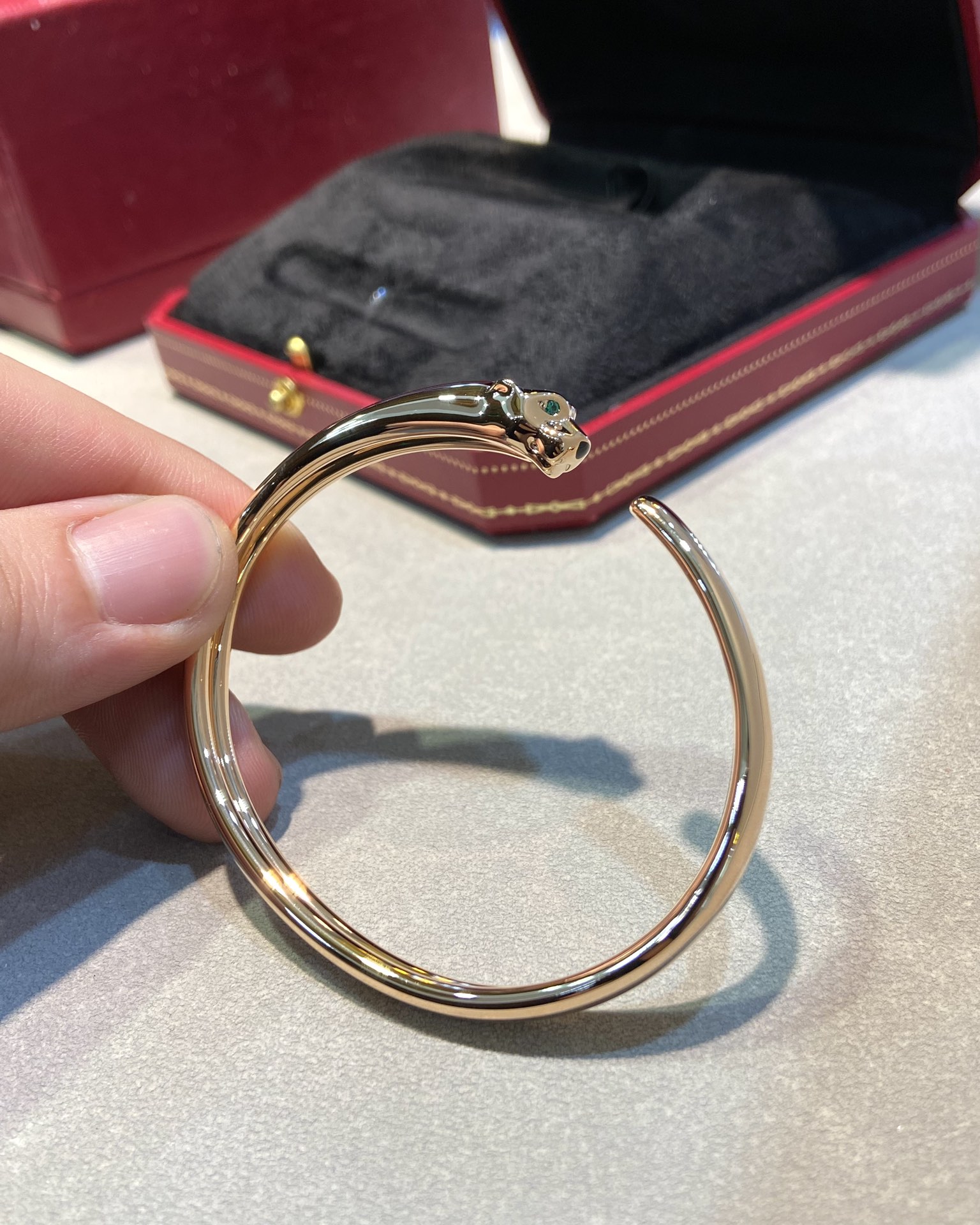 Cartier Smooth Panthère de Bracelet Open Cuff Bangle - Image 5
