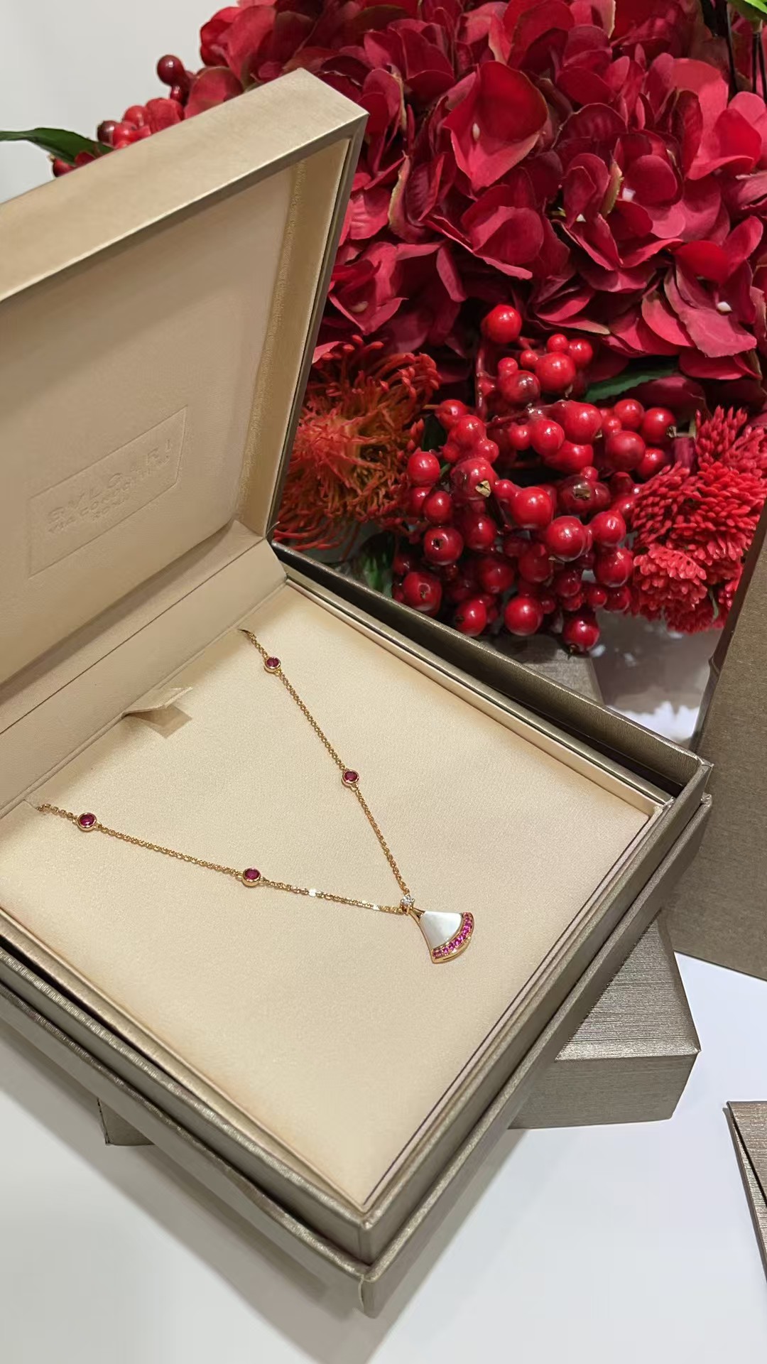 Bvlgari Divas' Dream Necklace