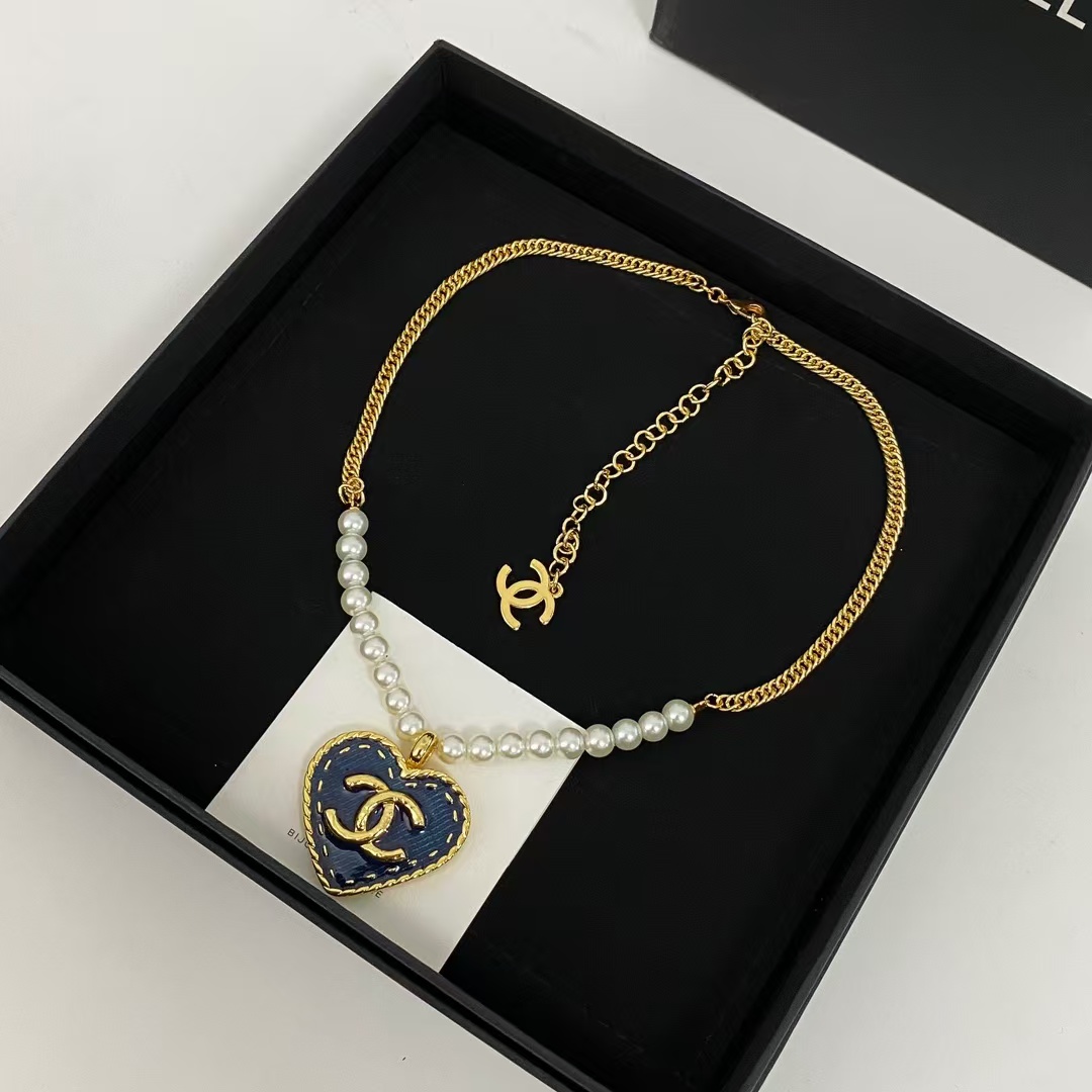 Chanel Denim Heart Double C Pendant Pearl Necklace - Image 5