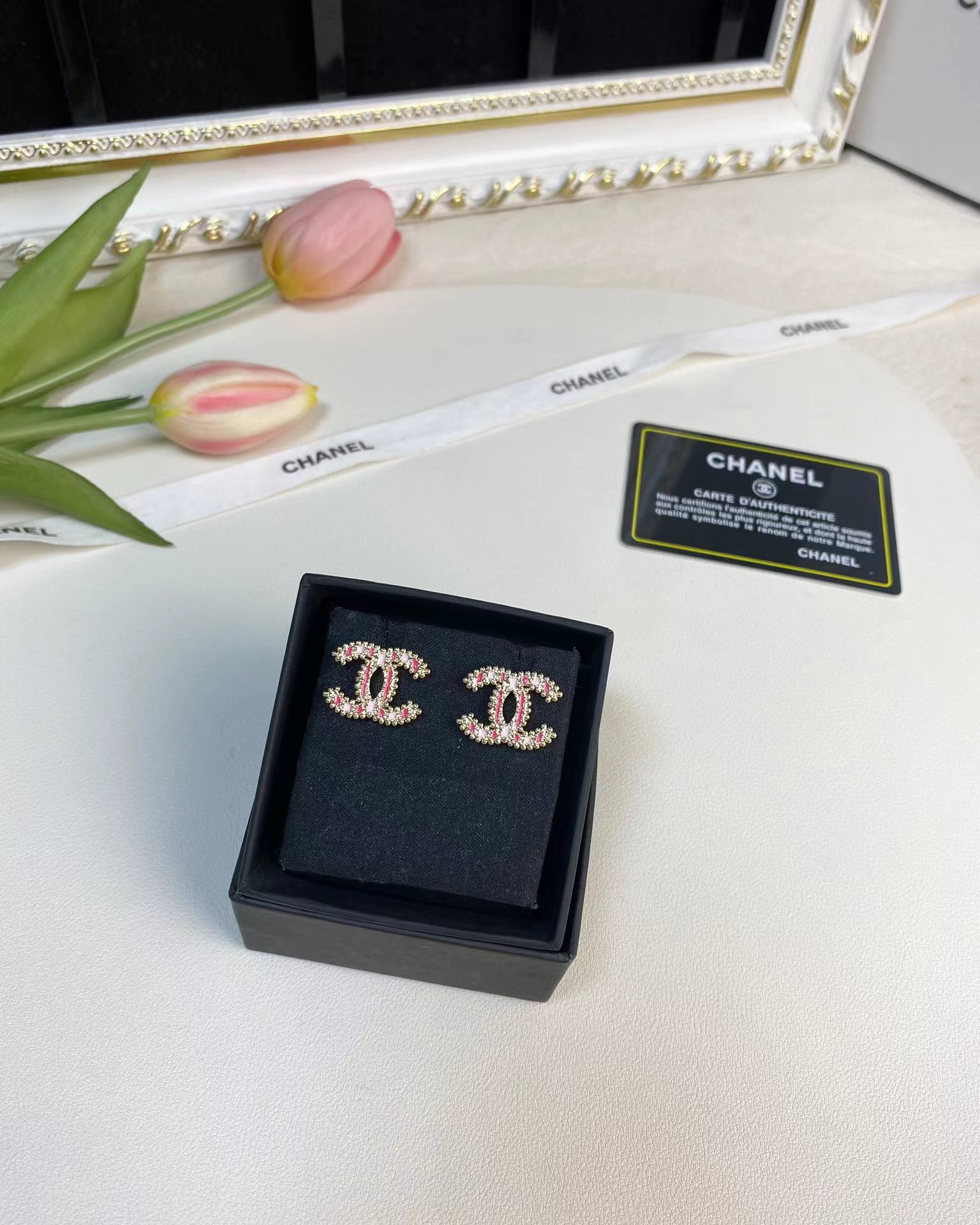 Chanel Enamel Pink Double C Earrings - Image 7
