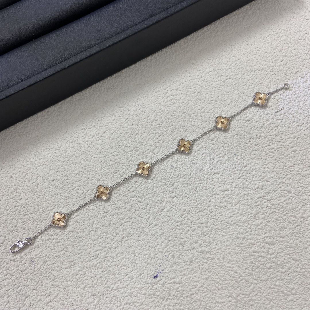 VCA Two-tone Guilloche Sweet Alhambra Bracelet, 6 Motifs - Image 4