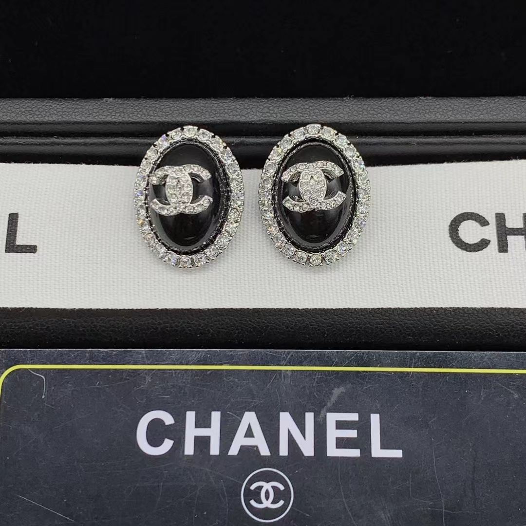 Chanel Oval Black Earrings - Image 2