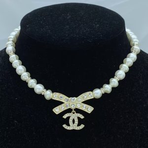 Chanel Bowknot Pendant Baroque Pearl Necklace