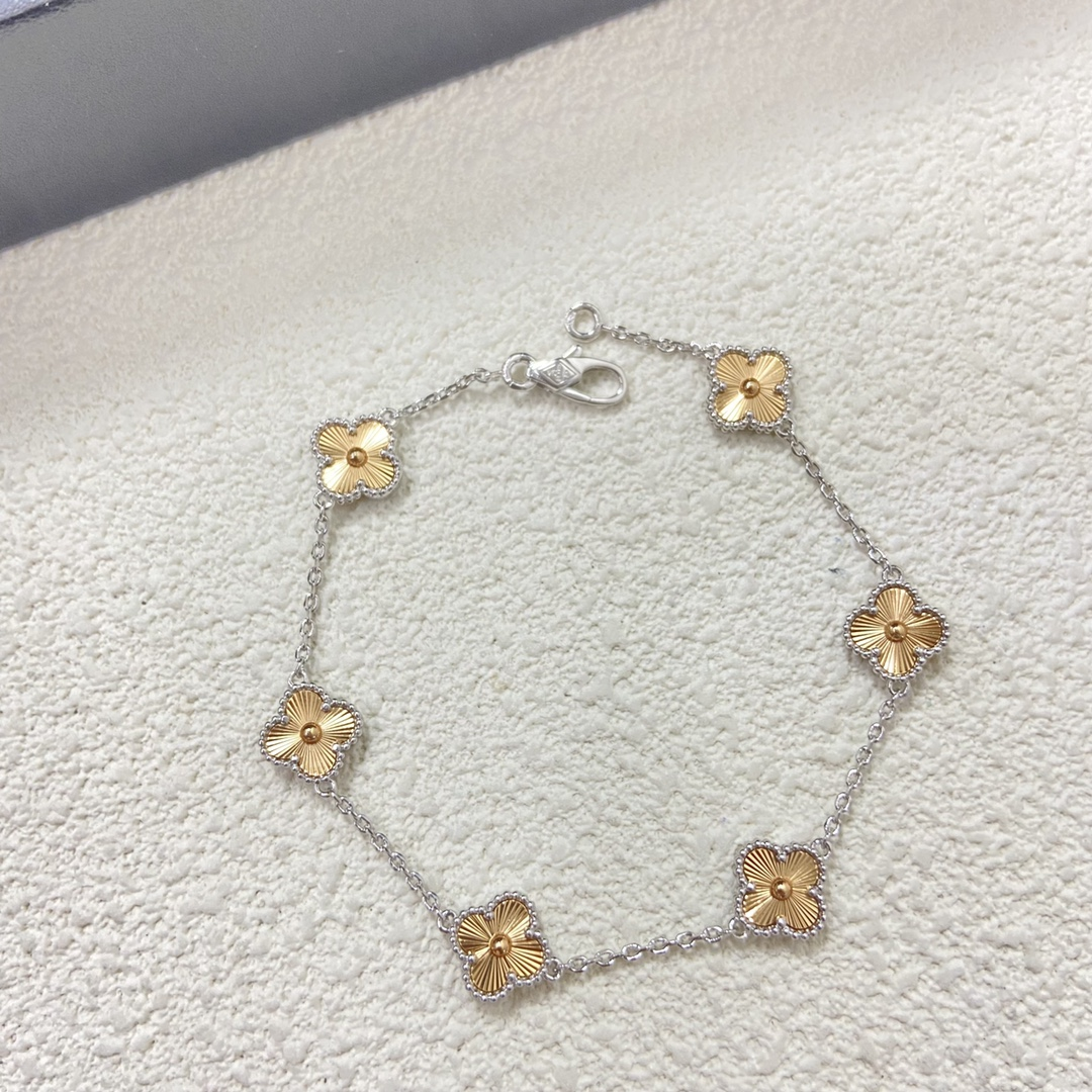 VCA Two-tone Guilloche Sweet Alhambra Bracelet, 6 Motifs - Image 2