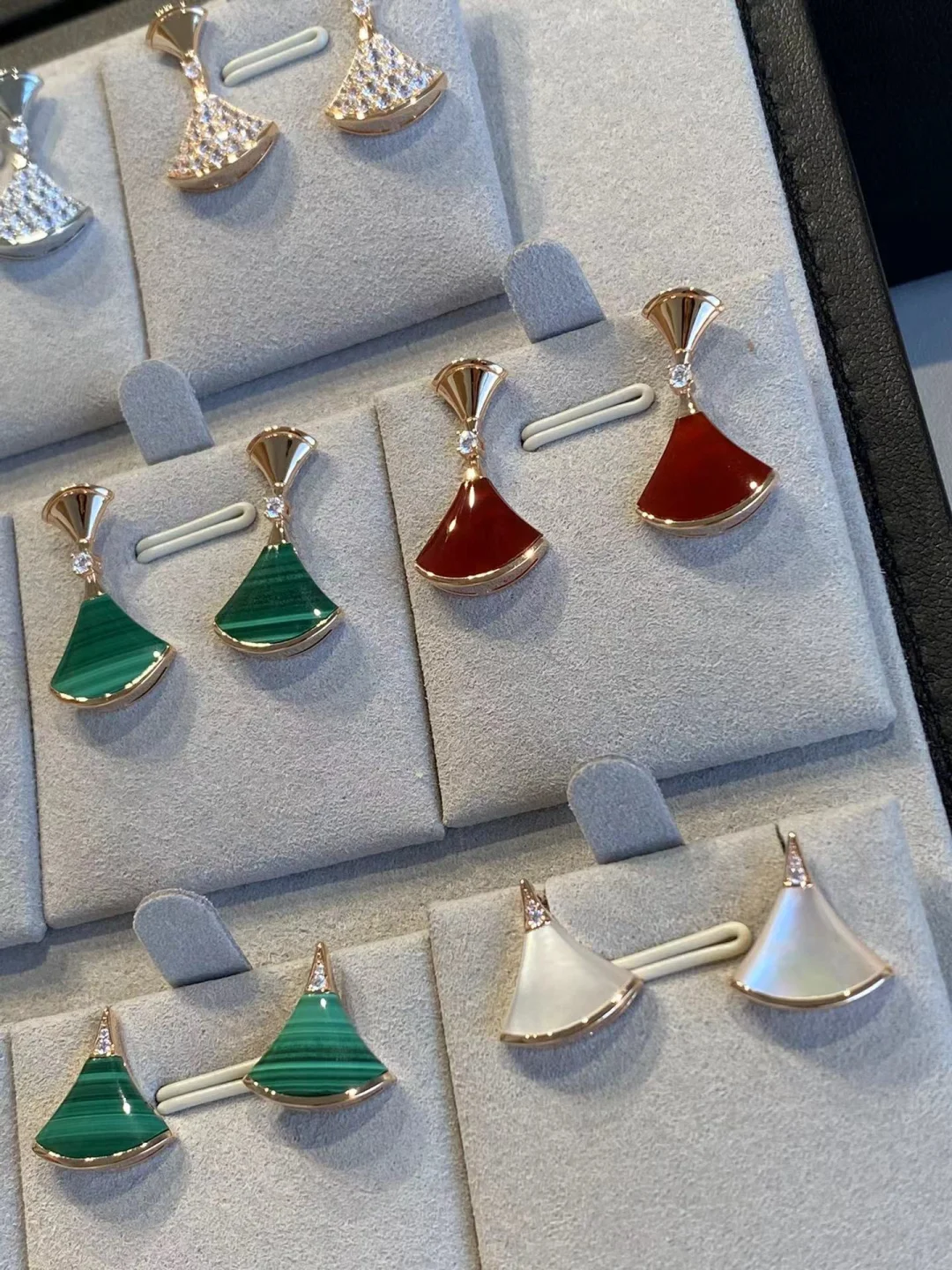 Bvlgari Divas' Dream Earrings